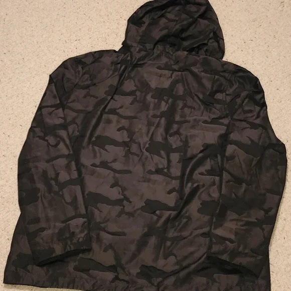 Vintage INC International Men's Black Camouflage Jacket - Picture 7 of 7